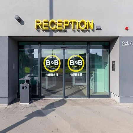 B&B Hotel Neuss Отель