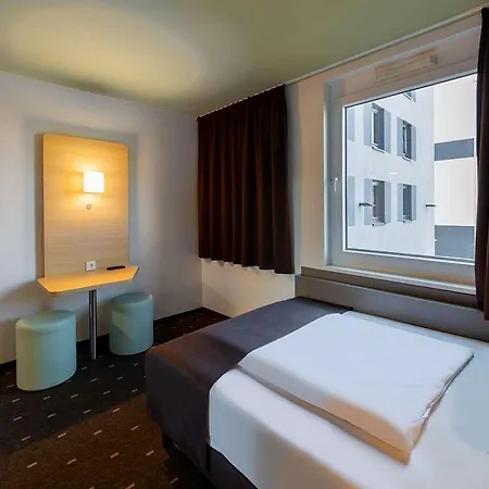 מלון B&B Hotel Neuss