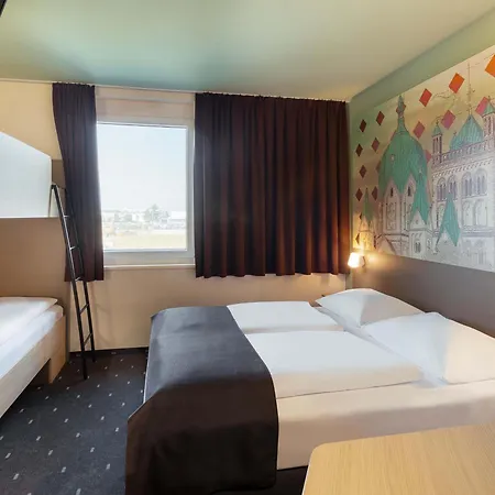 B&B Hotel Neuss מלון ניאוס