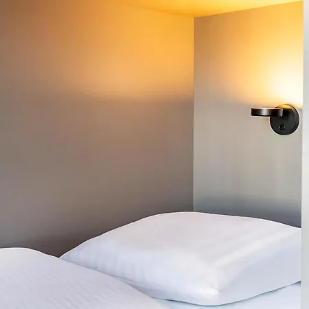 Отель B&B Hotel Neuss Нойс