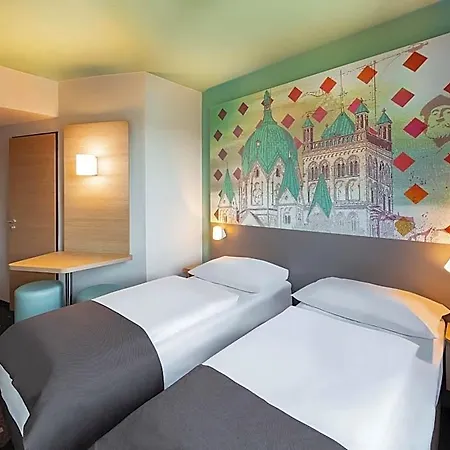 Otel B&B Hotel Neuss 3*