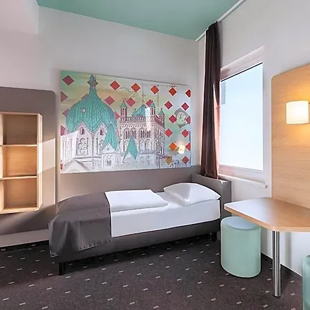 Otel B&B Hotel Neuss 3*