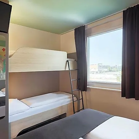 B&B Hotel Neuss Otel 3*