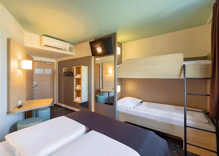 Hotel B&B Hotel Neuss 3*