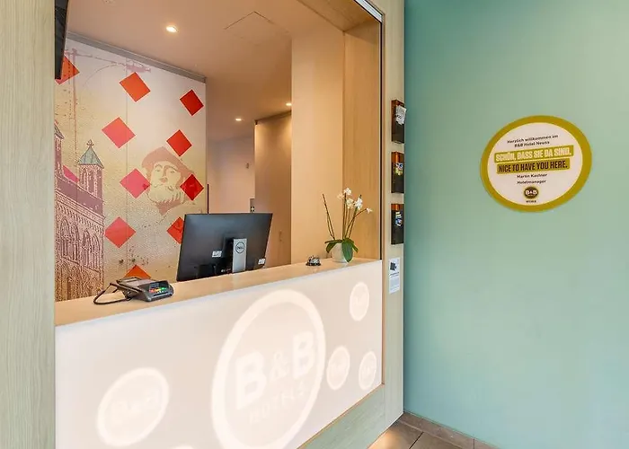 Отель B&B Hotel Neuss Нойс