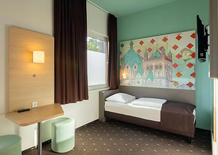 B&B Hotel Neuss Отель 3*