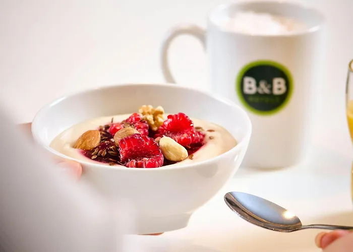 Отель B&B Hotel Neuss 3*