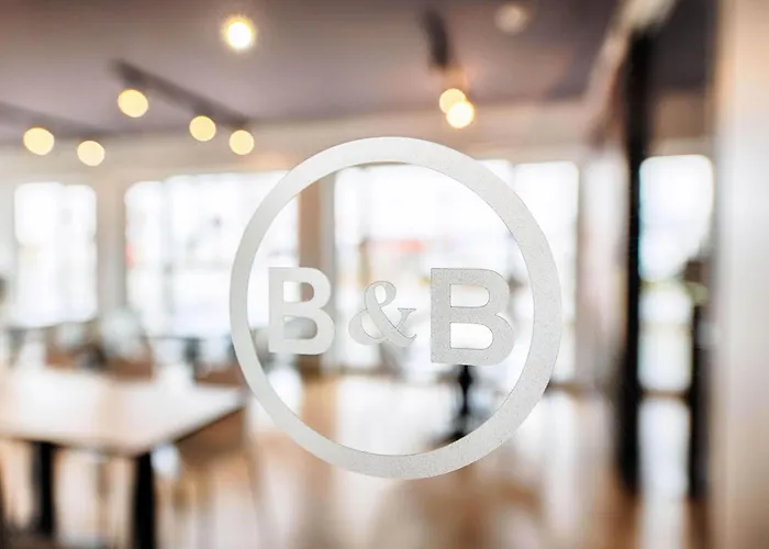 Отель B&B Hotel Neuss 3*