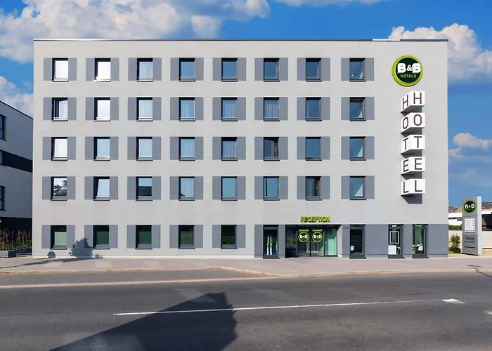 Отель B&B Hotel Neuss